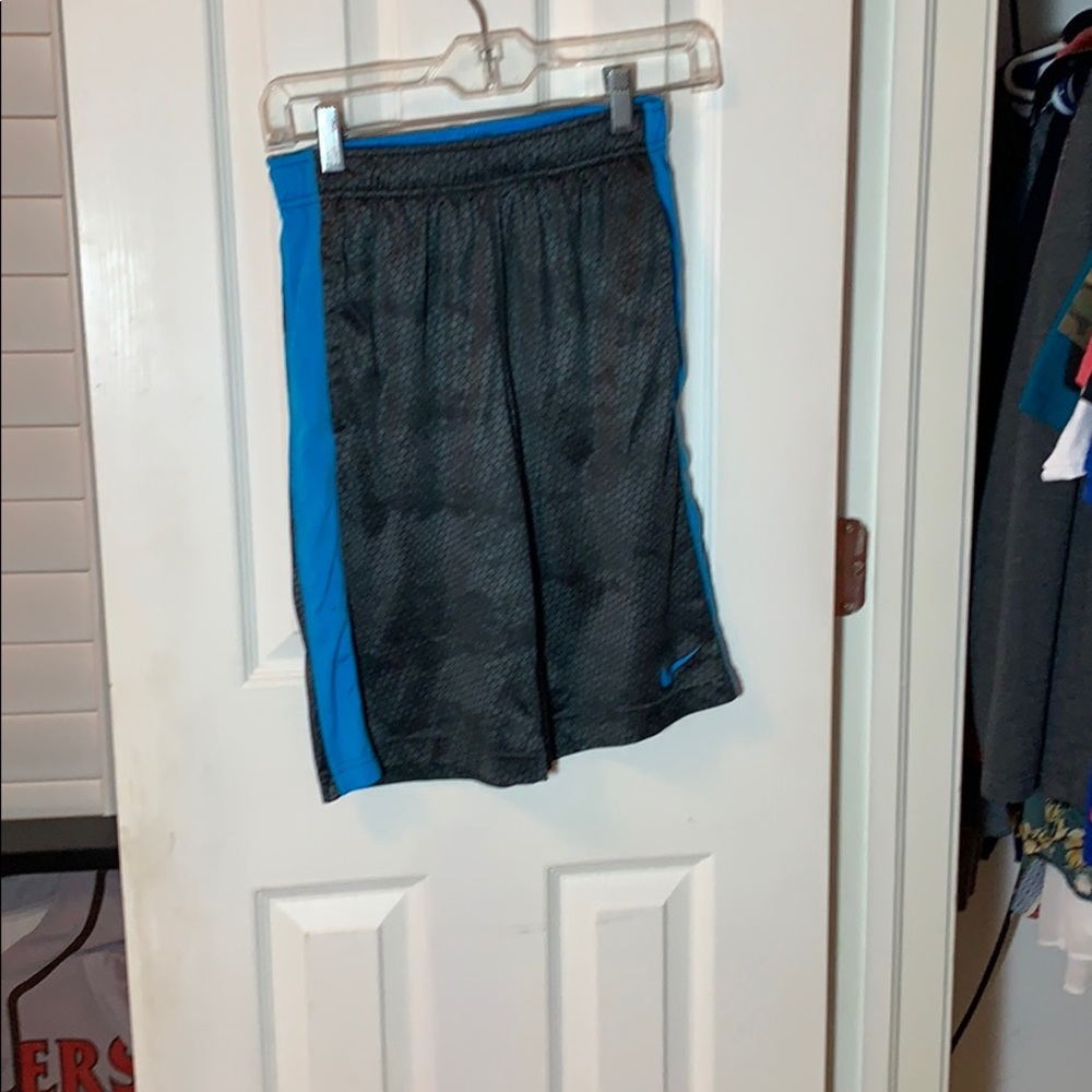 NIKE dri-fit youth large shorts blue and gray